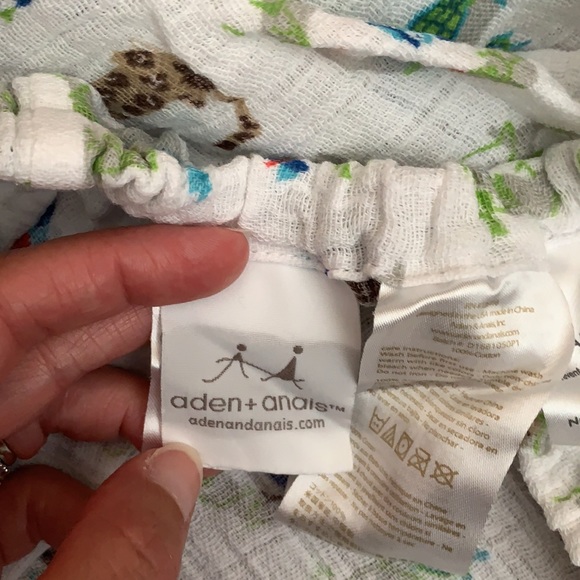 Aden + Anais Crib Sheet - Picture 3 of 4